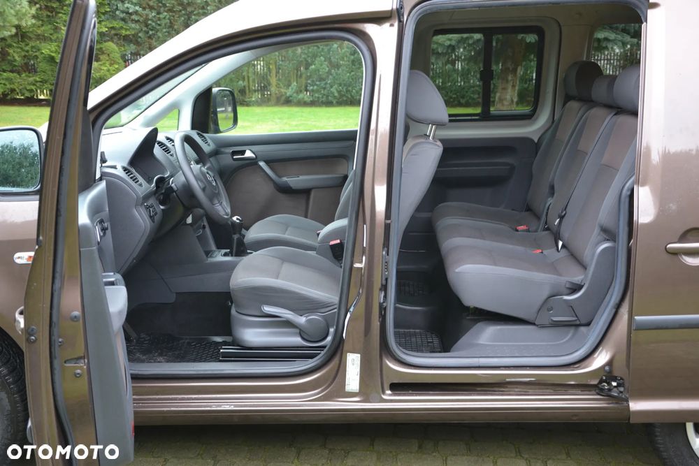 Volkswagen Caddy Trendline BMT - 8