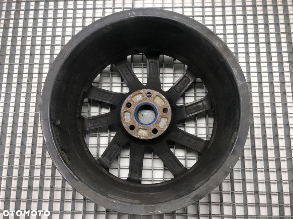 FELGA ALUMINIOWA 17 6,5J 5X112 ET38 ŚRODEK CENTR, 57,1  VW GOLF VII (5G1, BQ1, BE1, BE2) 2012 - - 3