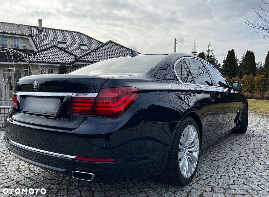 BMW Seria 7 750d xDrive - 24