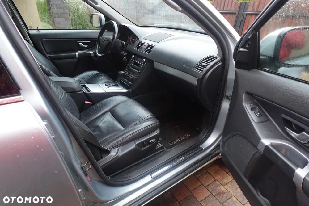 Volvo XC 90 3.2 AWD R-Design - 17