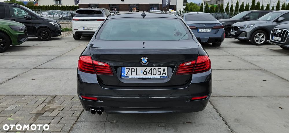 BMW Seria 5 520d xDrive - 6
