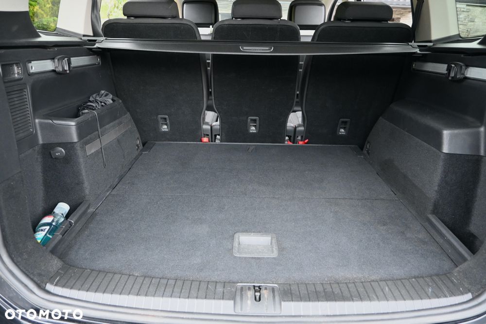 Volkswagen Touran 1.6 TDI SCR (BlueMotion Technology) DSG Comfortline - 37