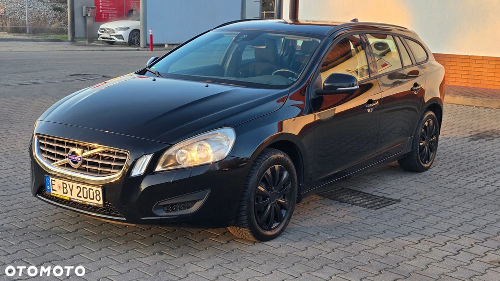 Volvo V60 D4 Geartronic RDesign - 8