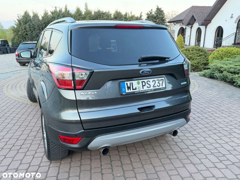 Ford Kuga - 17