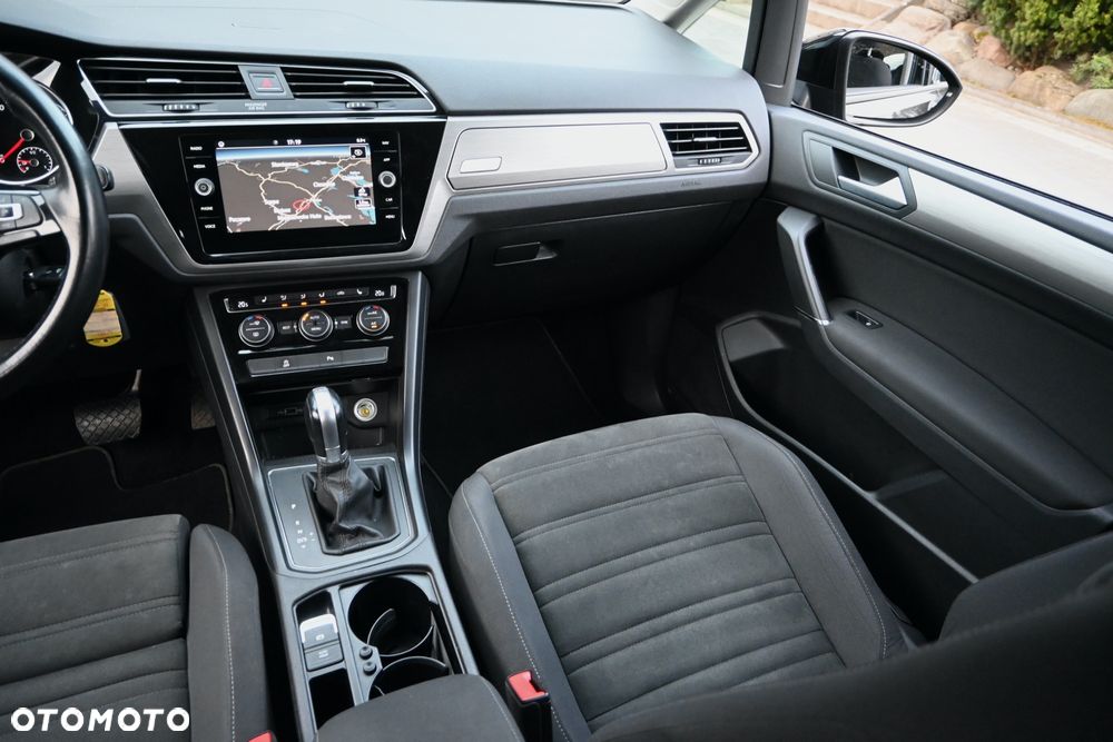 Volkswagen Touran 1.6 TDI SCR (BlueMotion Technology) DSG Comfortline - 20