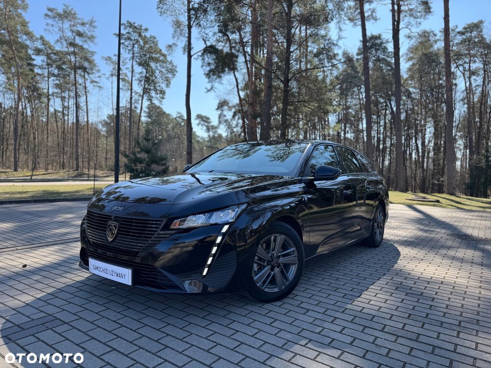 Peugeot 308 - 1