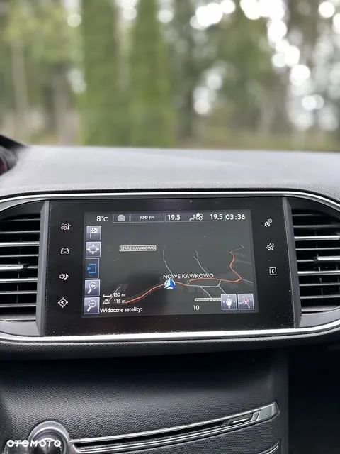 Peugeot 308 1.6 BlueHDi Allure S&S - 17
