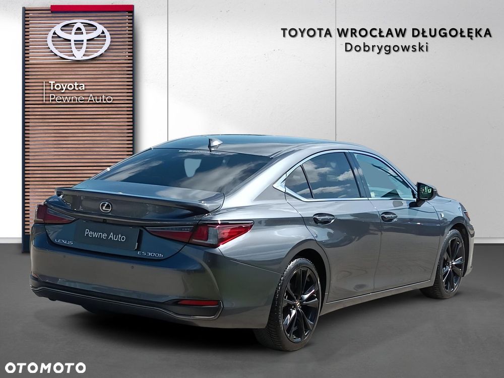 Lexus ES 300h F Sport Edition - 7