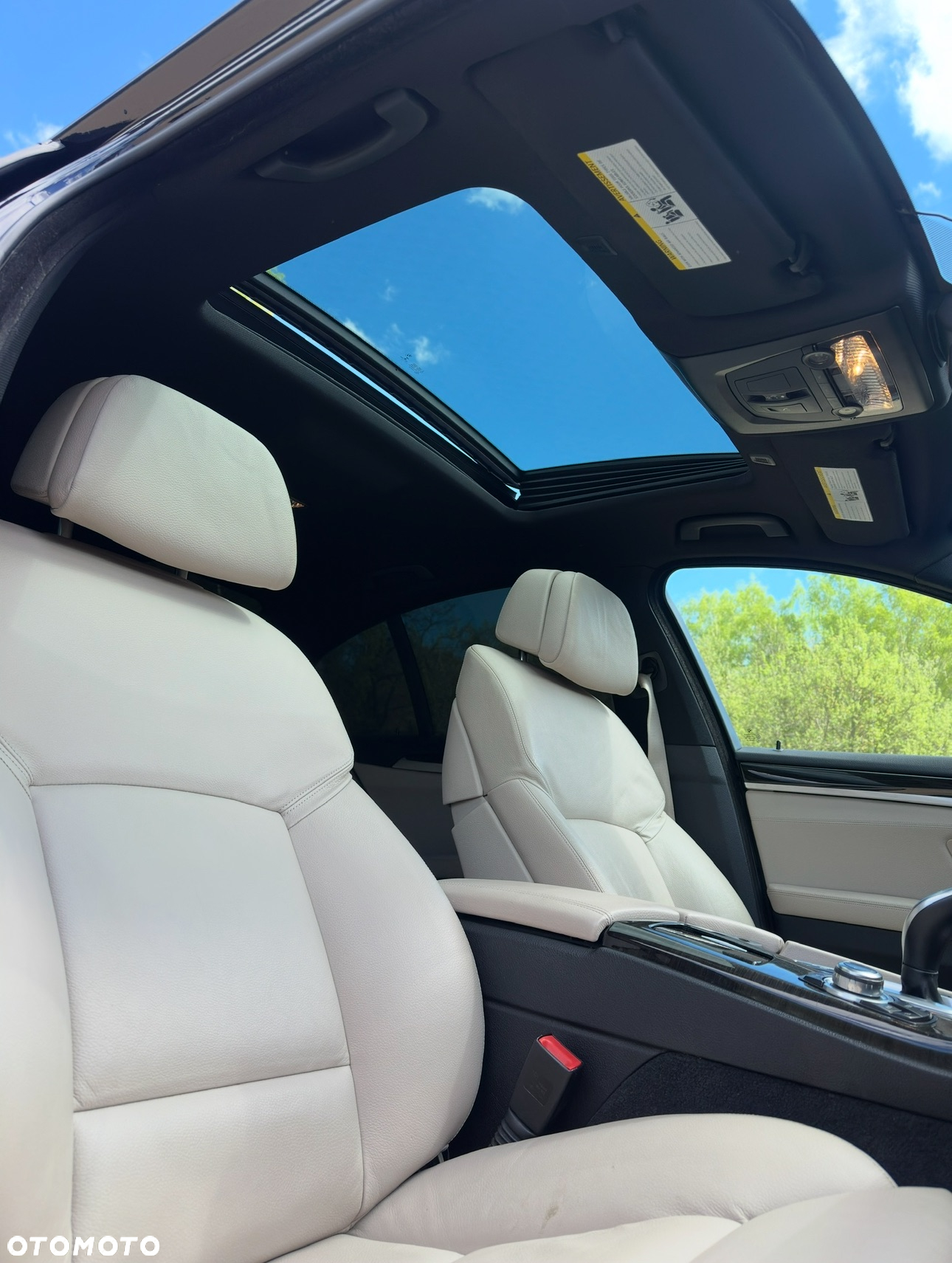 BMW Seria 5 535i xDrive - 14