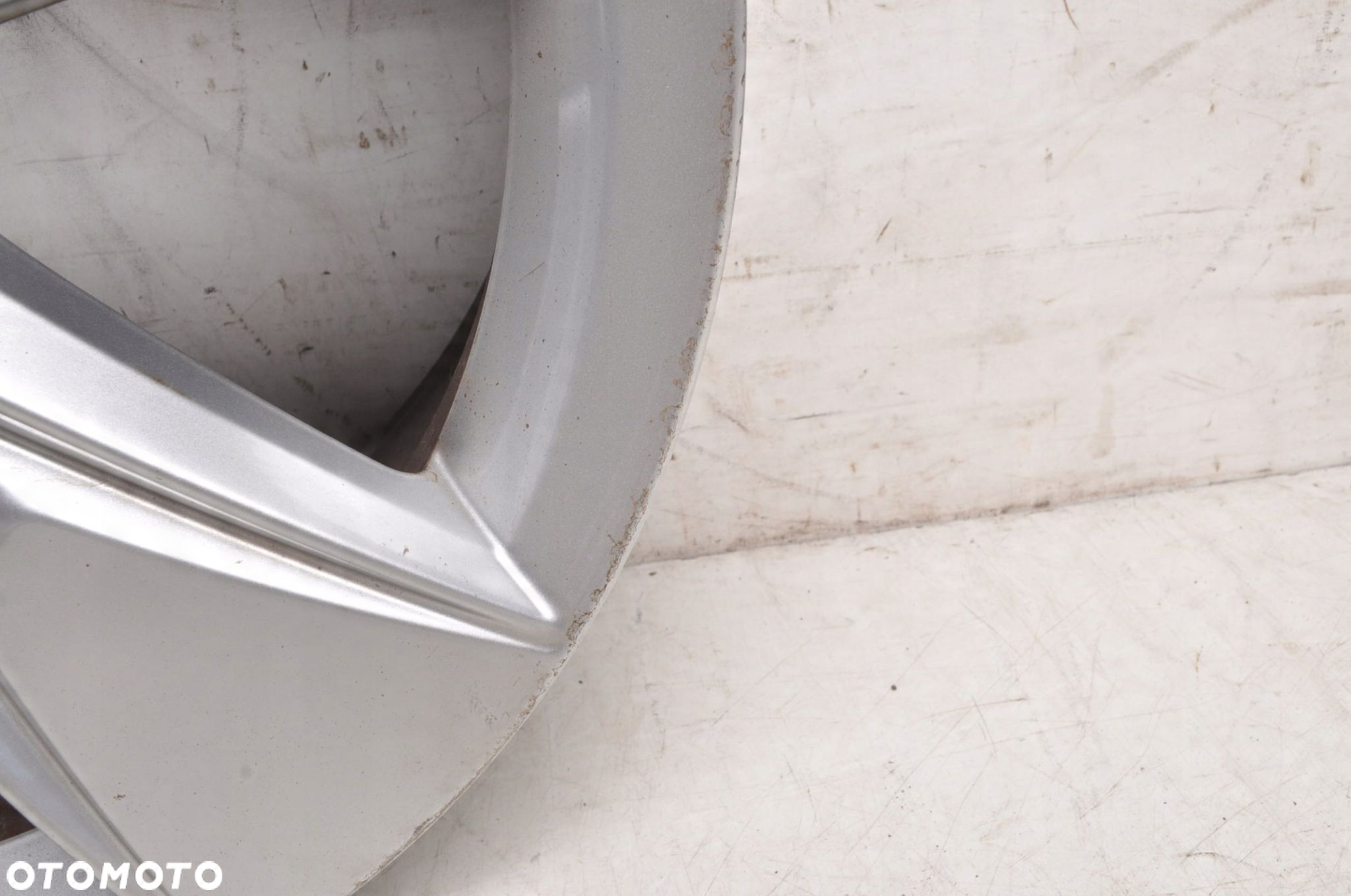 VOLVO S60 V60 XC40 FELGA ALUMINIOWA R18" 7.5J 5X108 ET 50.5 31680200 - 7