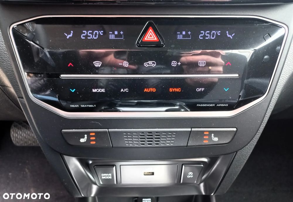 SsangYong/KGM Tivoli - 11