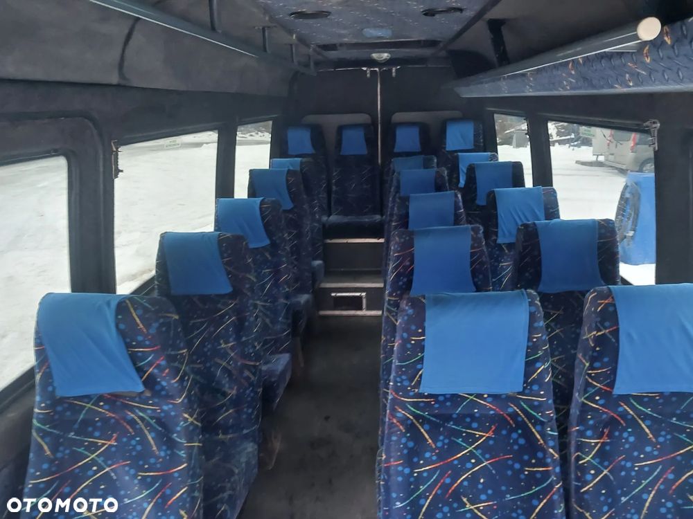 Zabudowa AUTOBUS autokarowa przeróbka na Autokar przewozy osobowe 19 Osób Mercedes Fotele Schowek półka szyberdach Okno dachowe szyby dach wyciszenie - 2
