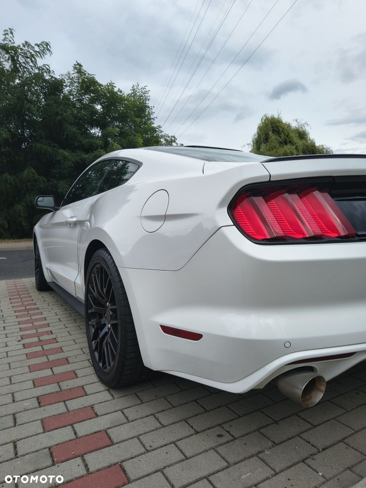Ford Mustang - 3