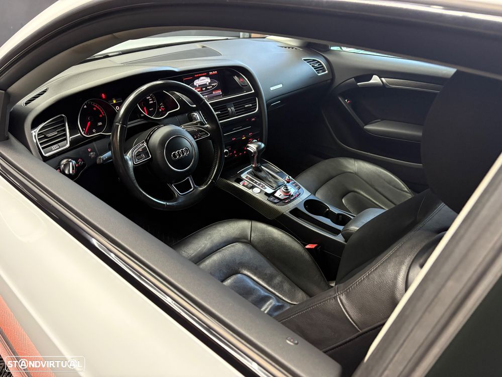 Audi A5 2.0 TDI quattro S tronic S-line - 54