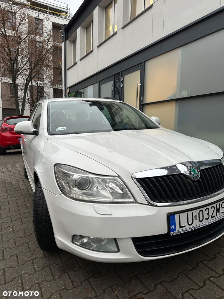 Skoda Octavia 2.0 TDI Ambiente - 2