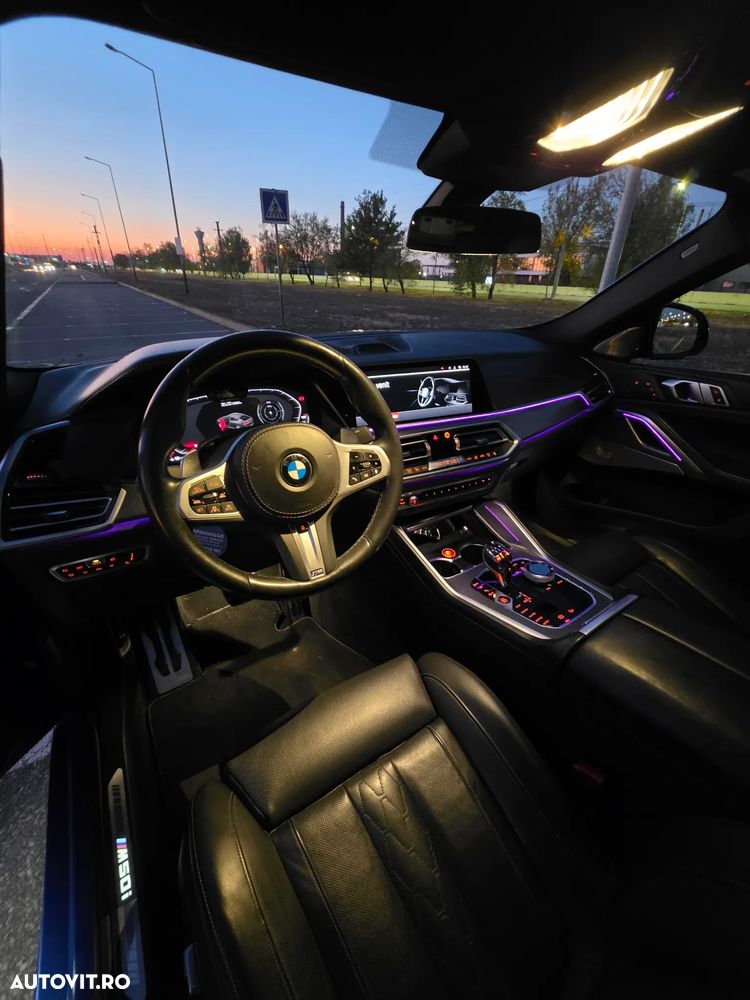 BMW X6 M M50i - 12