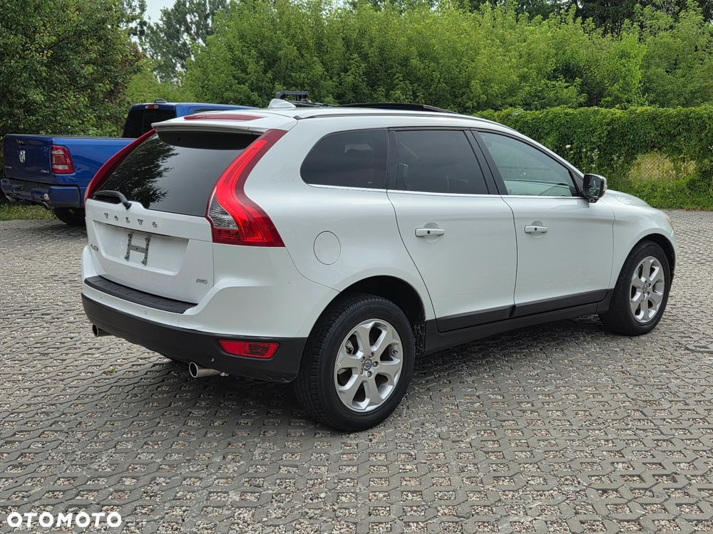 Volvo XC 60 3.2 AWD Summum - 3