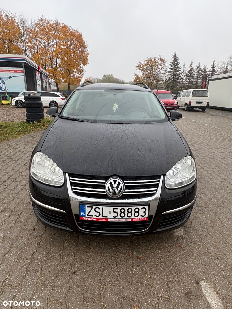Volkswagen Golf - 6