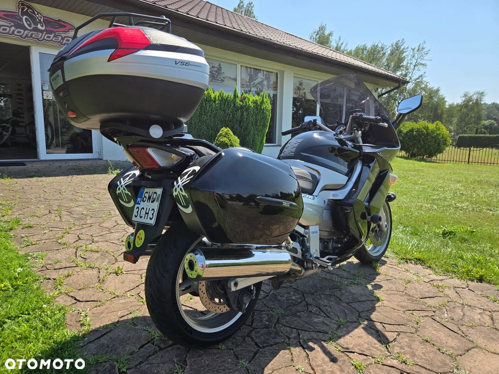 Yamaha FJR - 3