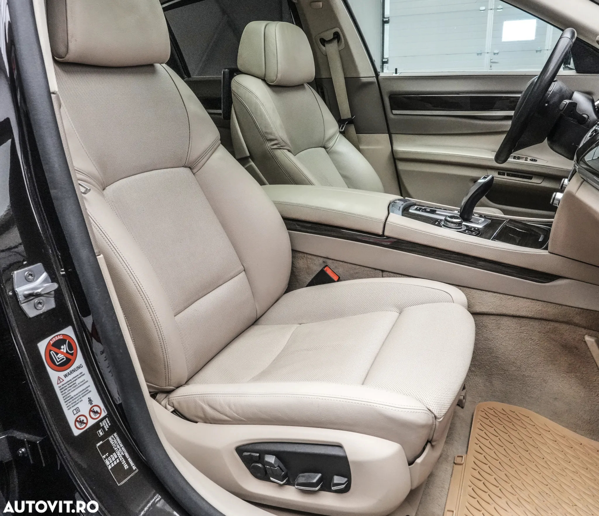 BMW Seria 7 730d xDrive - 15