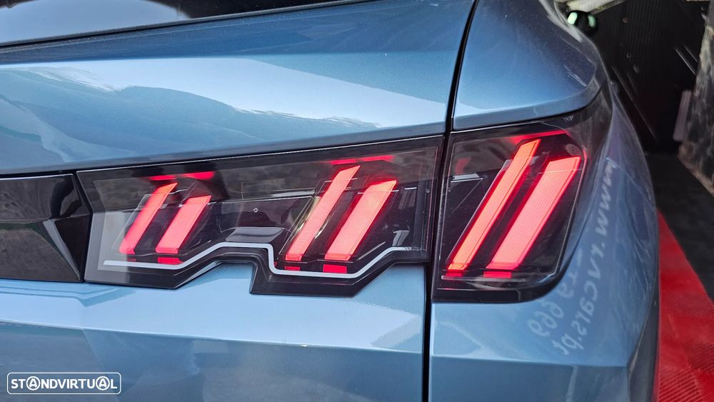 Peugeot 5008 1.2 Hybrid Allure e-DCS6 - 37