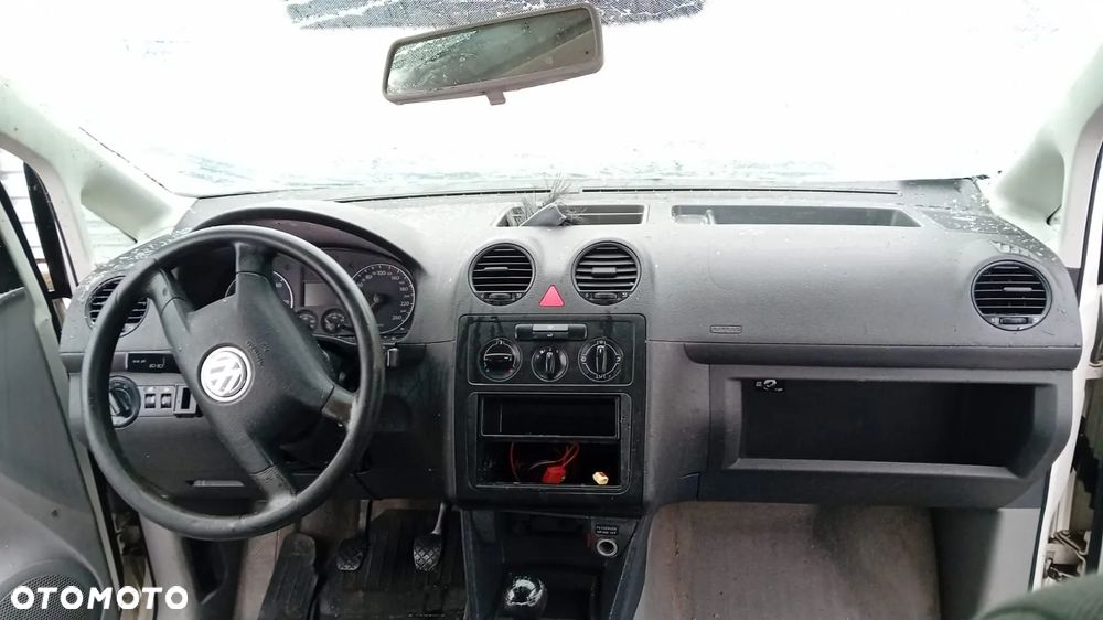 Tylko Części VW Caddy III 2K 2.0 sdi bdj 70KM 51kW l1h1 03r–10r Lakier lb9a - 9