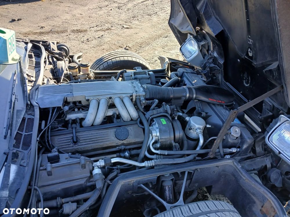 Chevrolet Corvette - 30