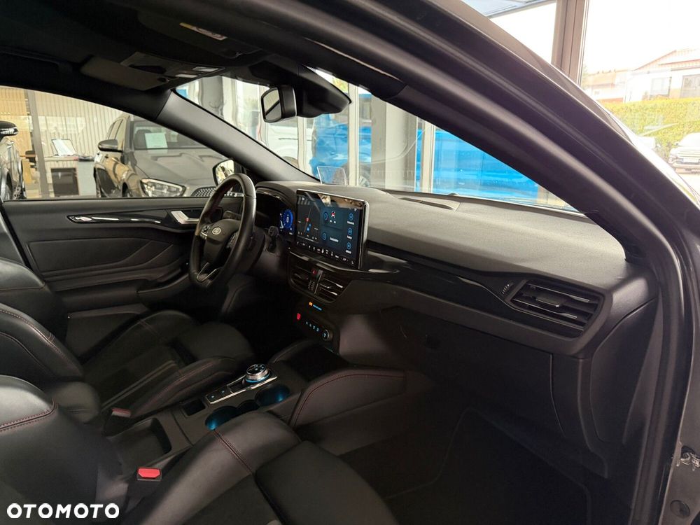 Ford Focus 2.3 EcoBoost ST X - 38