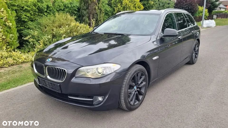 BMW Seria 5 525d - 1