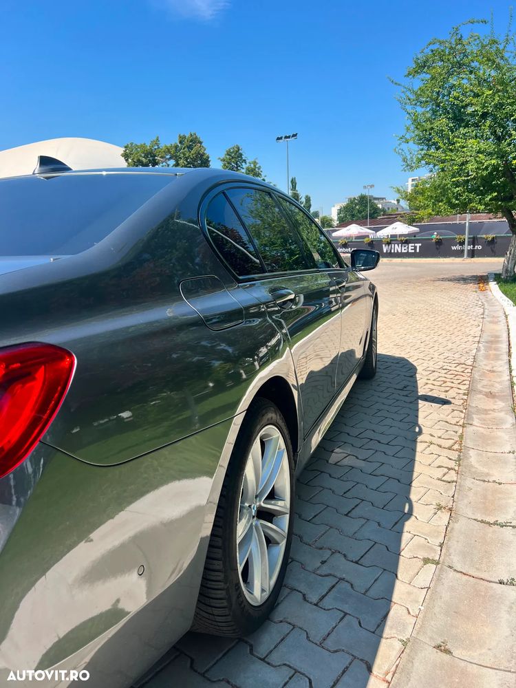BMW Seria 7 730d xDrive - 9