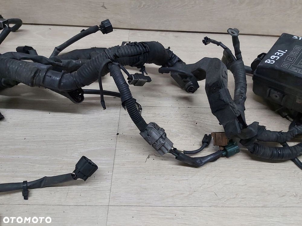 TOYOTA CELICA V gt4 st185 puszka skrzynka bezpieczników wiązka silnika RHD - 4