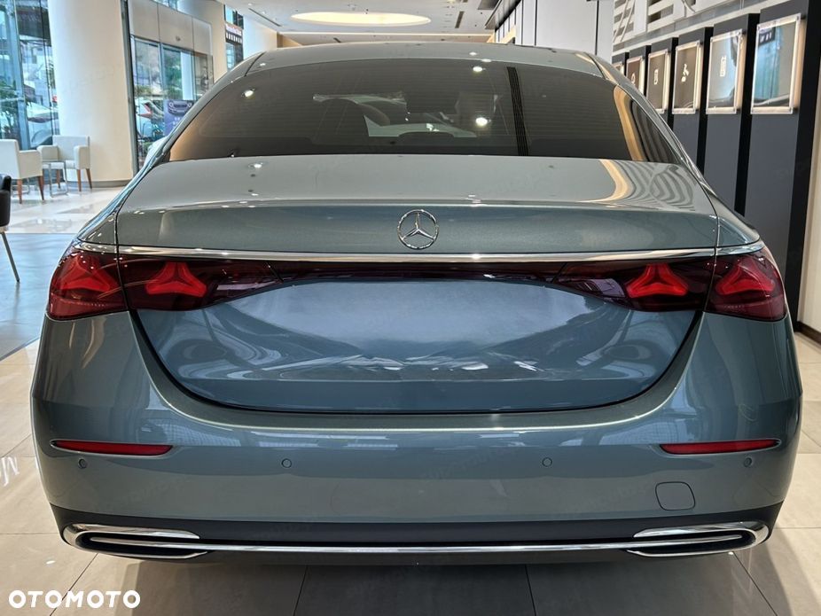 Mercedes-Benz Klasa E - 4