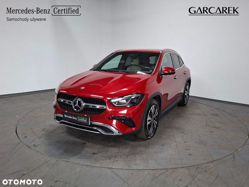 Mercedes-Benz GLA - 3