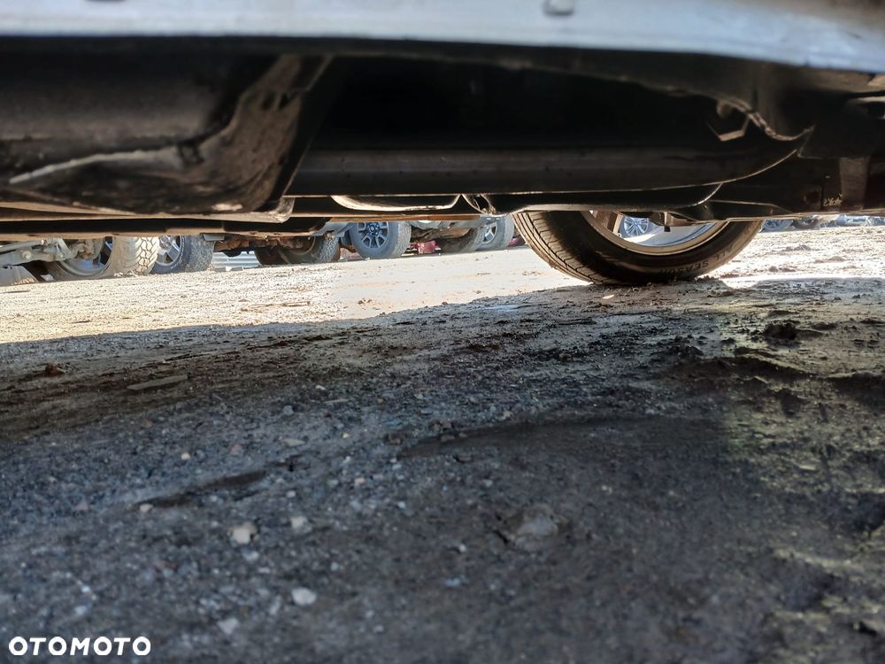 Chevrolet Corvette - 19