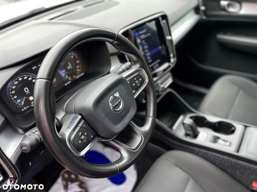 Volvo XC 40 D3 Momentum - 10