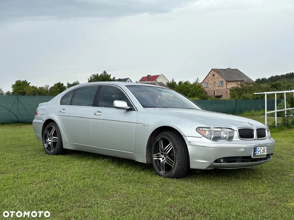 BMW Seria 7 - 11