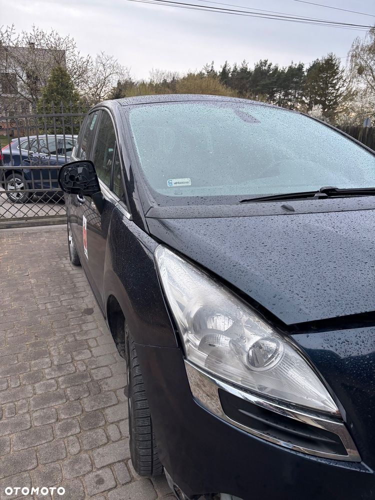Peugeot 5008 1.6 Active 7os - 1