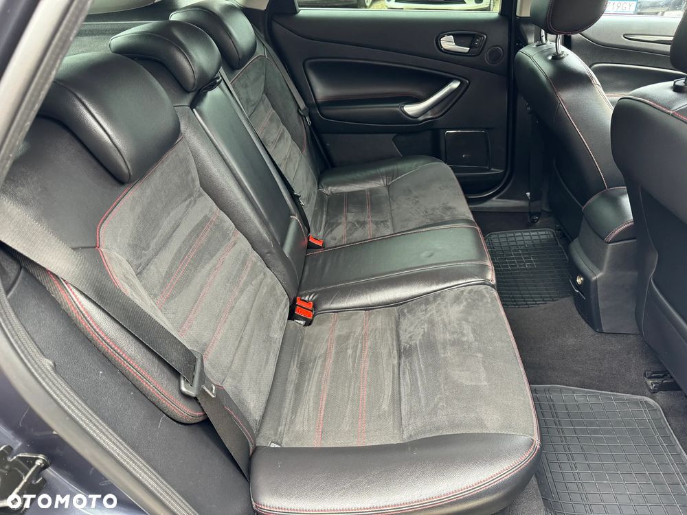 Ford Mondeo 2.0 TDCi Titanium S - 28