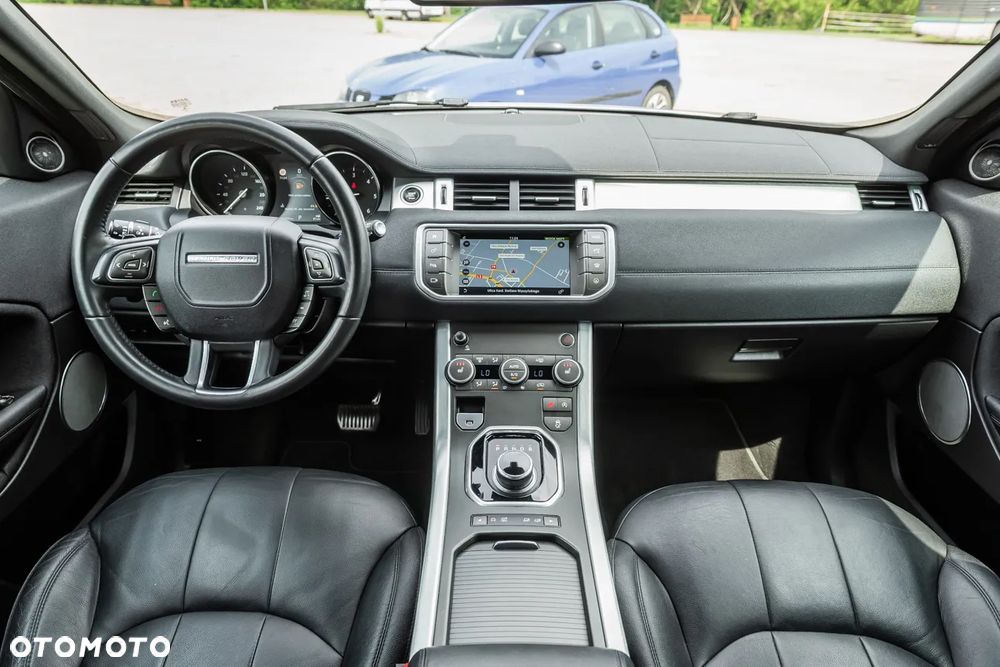Land Rover Range Rover Evoque D150 R-Dynamic SE - 29