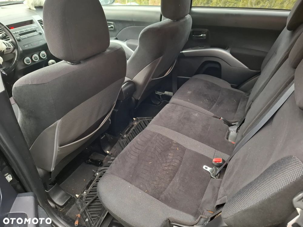 Mitsubishi Outlander 2.2 DI-D 4WD Invite - 5