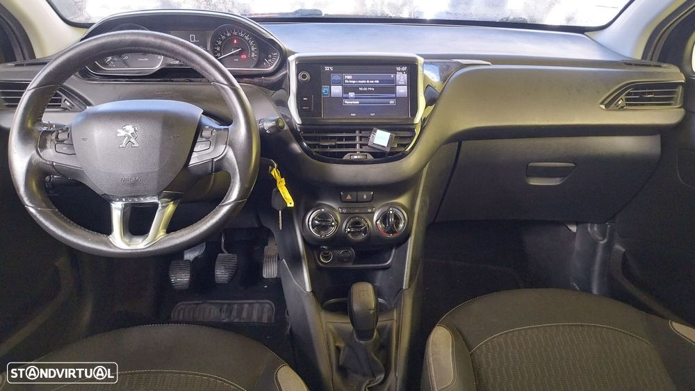 Peugeot 208 1.6 BlueHDi Allure - 15