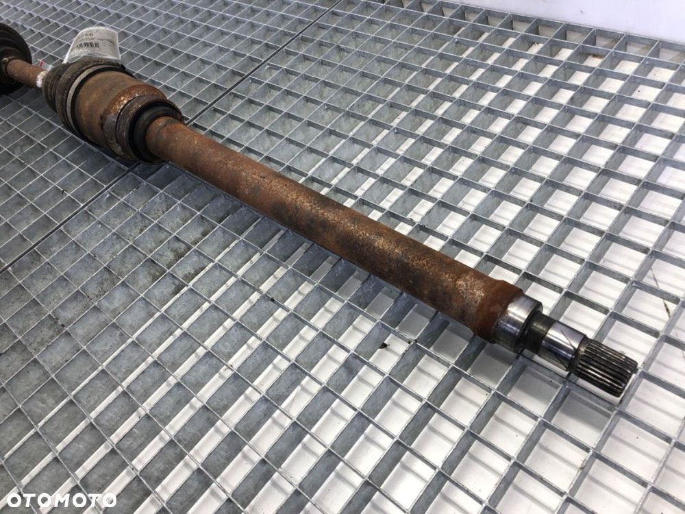 PÓŁOŚ PRAWY PRZÓD  VOLVO S70 (874) 1996 - 2000 2.4 Turbo 142 kW [193 KM] benzyna 1997 - 2000 - 3