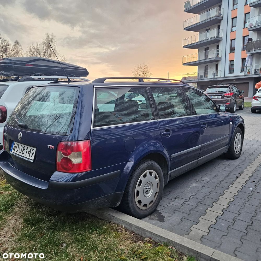Volkswagen Passat 1.9 TDI Basis - 5