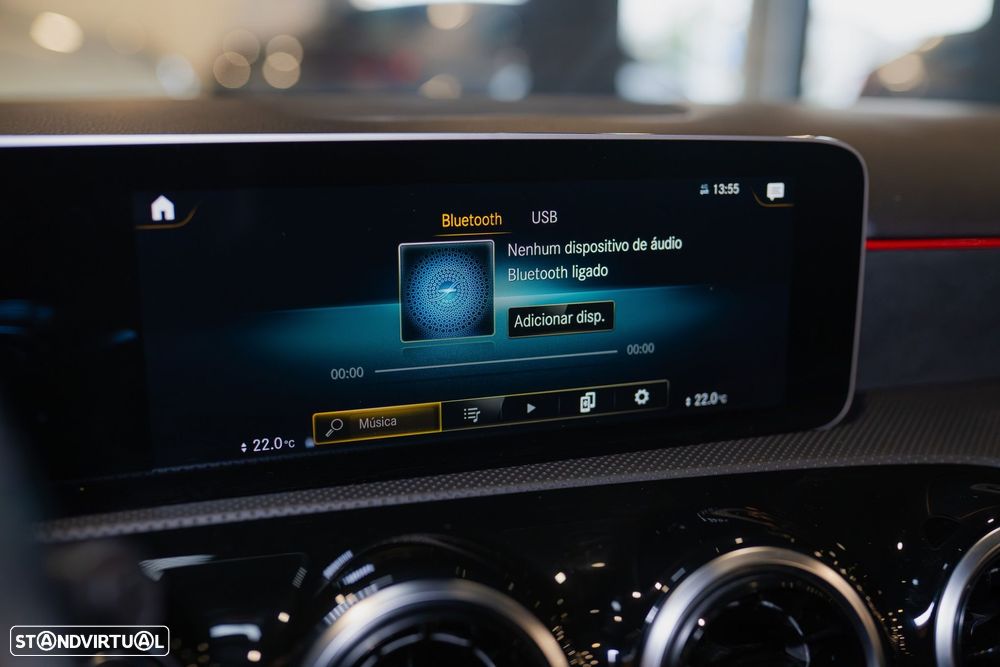 Mercedes-Benz A 180 Limousine d AMG Line Aut. - 39