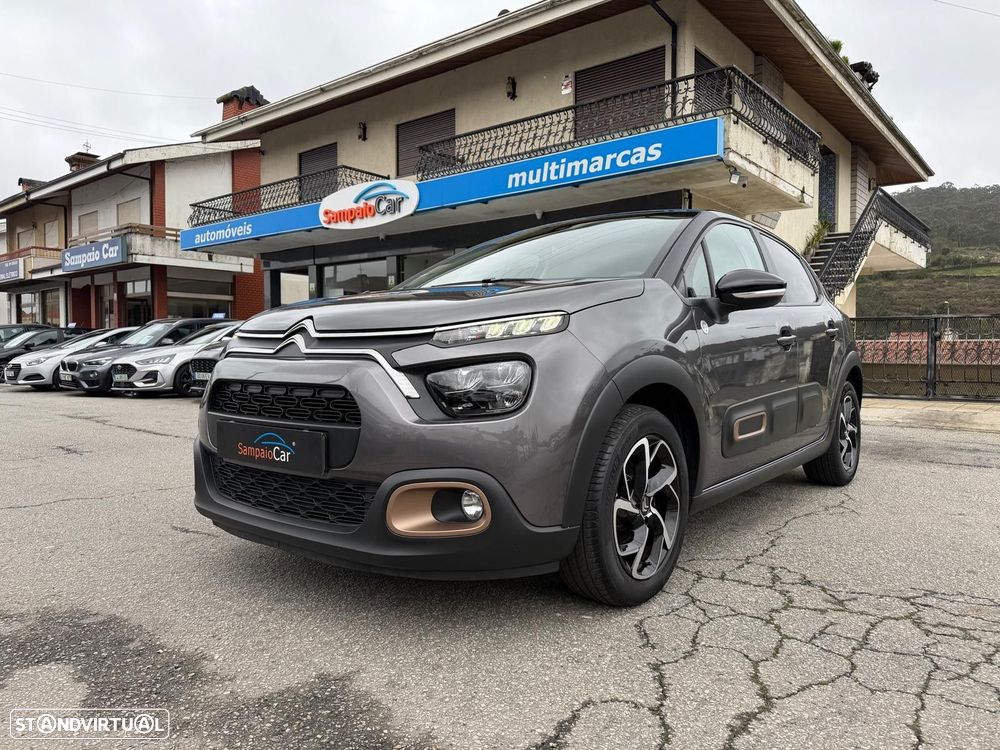 Citroën C3 1.2 PureTech C-Series - 1