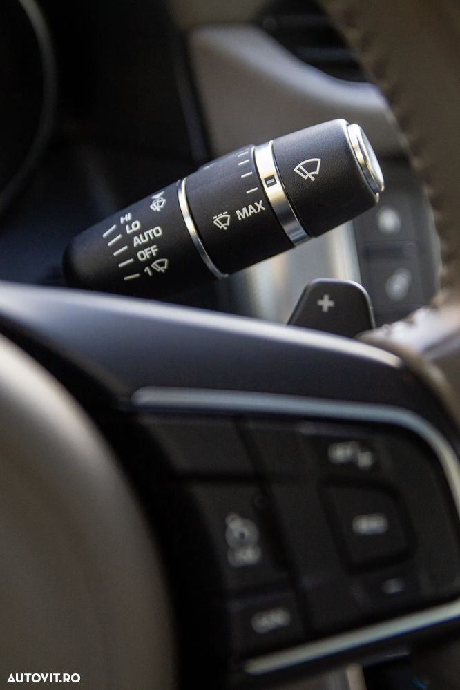 Jaguar XF 35t RWD Prestige - 30