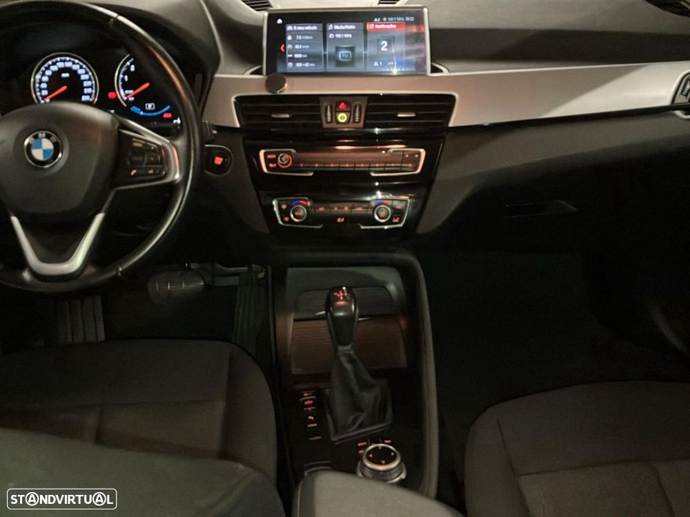 BMW X1 25 e xDrive - 12