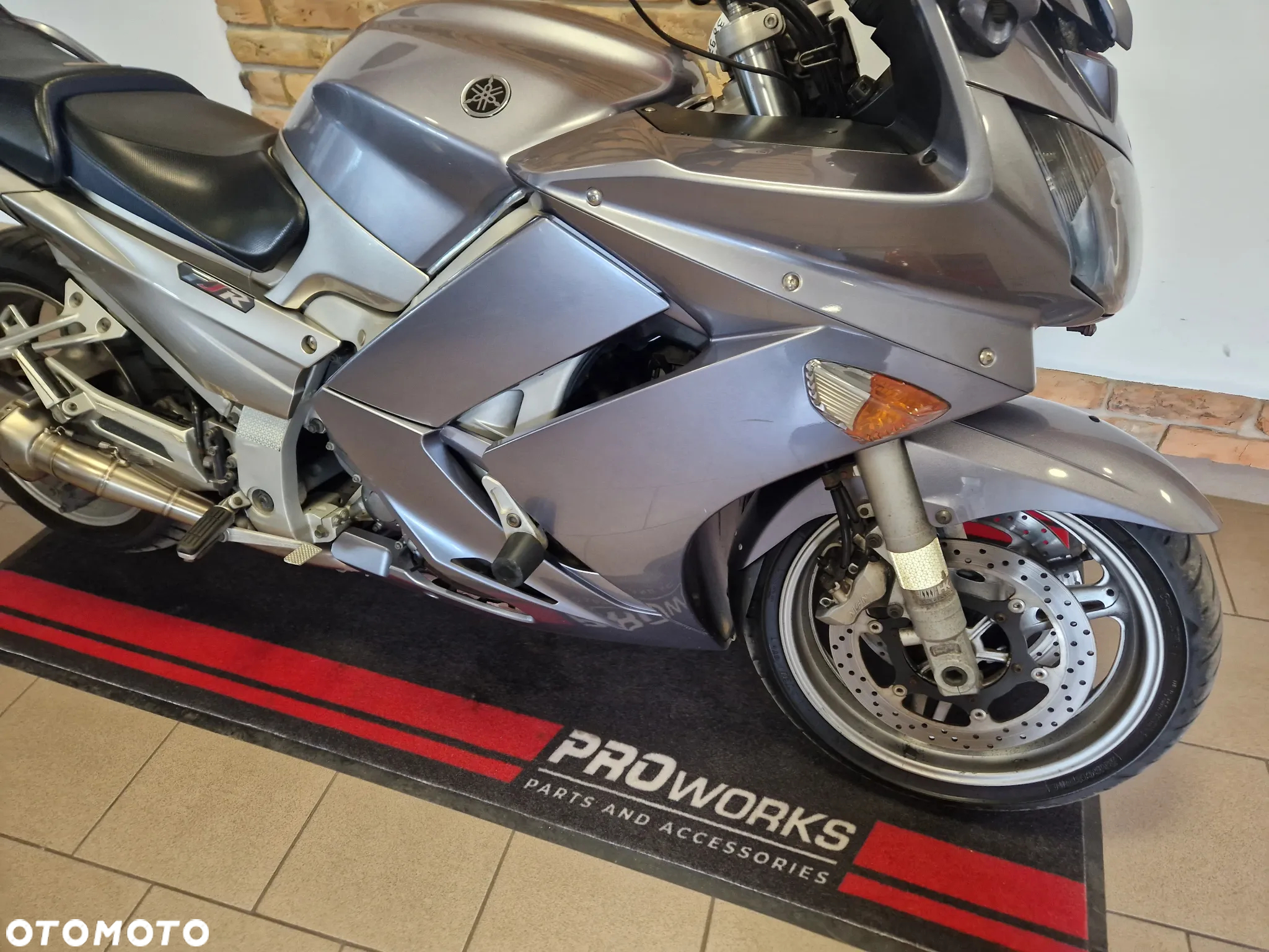 Yamaha FJR - 11