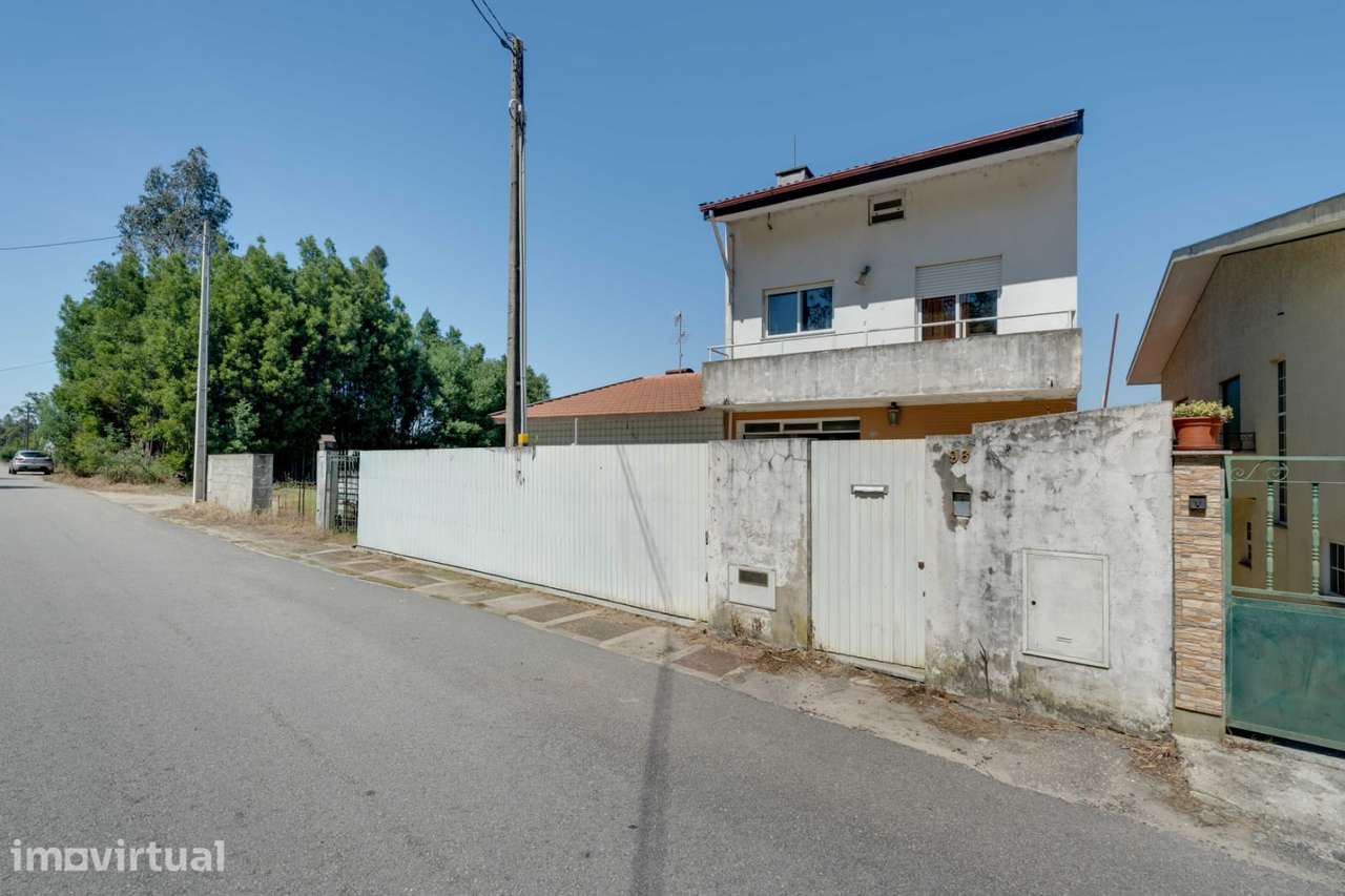 Moradia T3 com terreno e anexos em Ovar - Grande imagem: 5/12