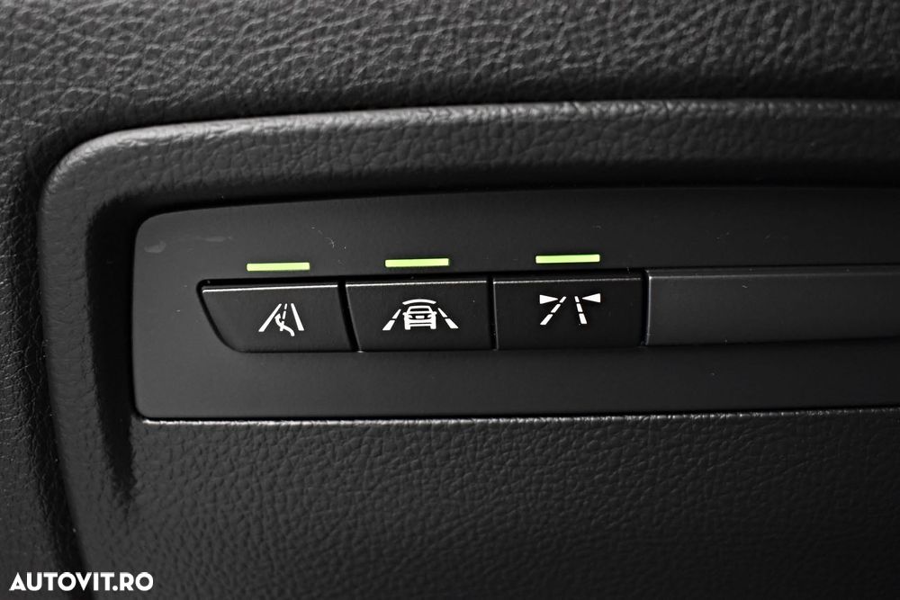 BMW Seria 3 320d xDrive Sport-Aut. M Sport - 26